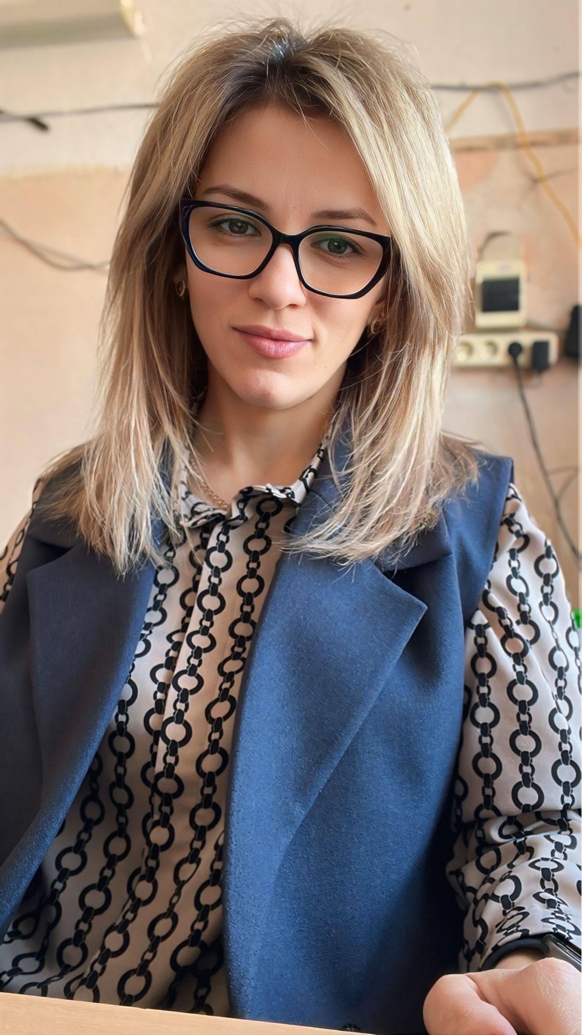 Тамова Альбина Абубекировна.